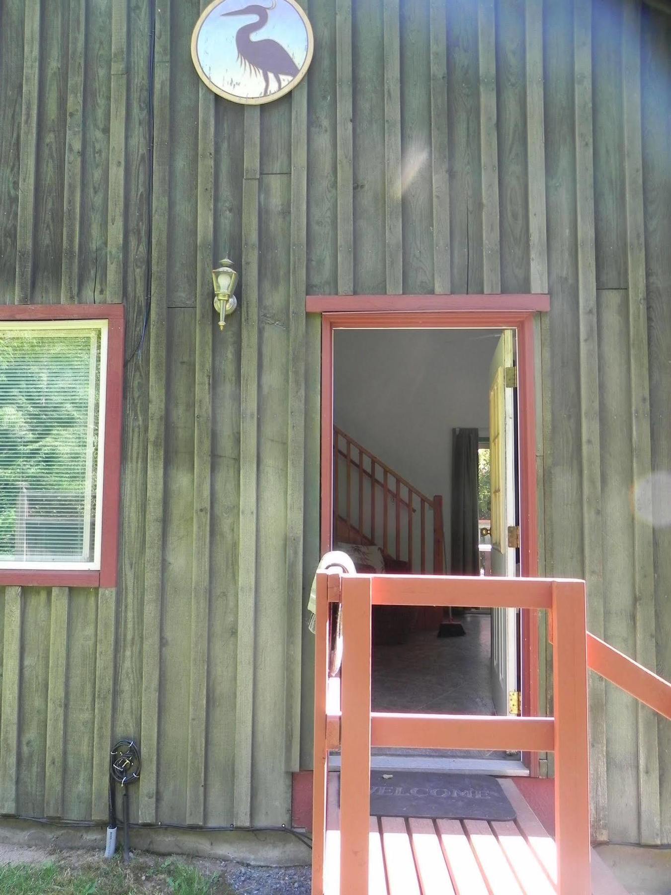 Forest Echoes Cabins Cultus Lake Екстер'єр фото